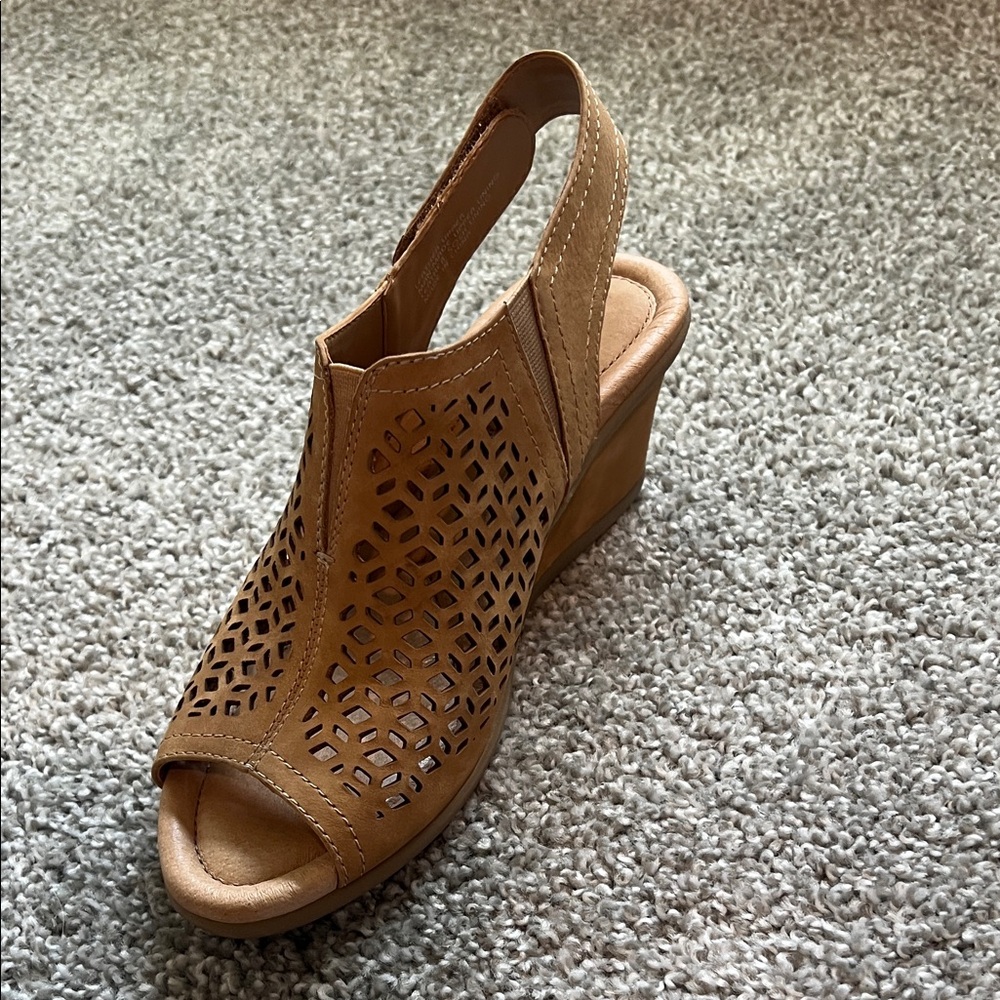 Earth Tan Cutout Wedge Sandals